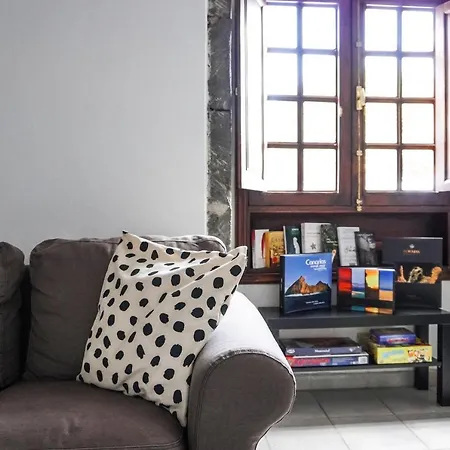 Casa Angela - Canarian Heritage House & Terrace In Los Silos Holiday home *
