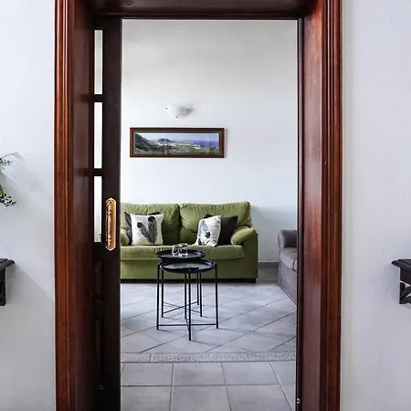 Casa Angela, Canarian Heritage بيت للعطل لوس سيلوس